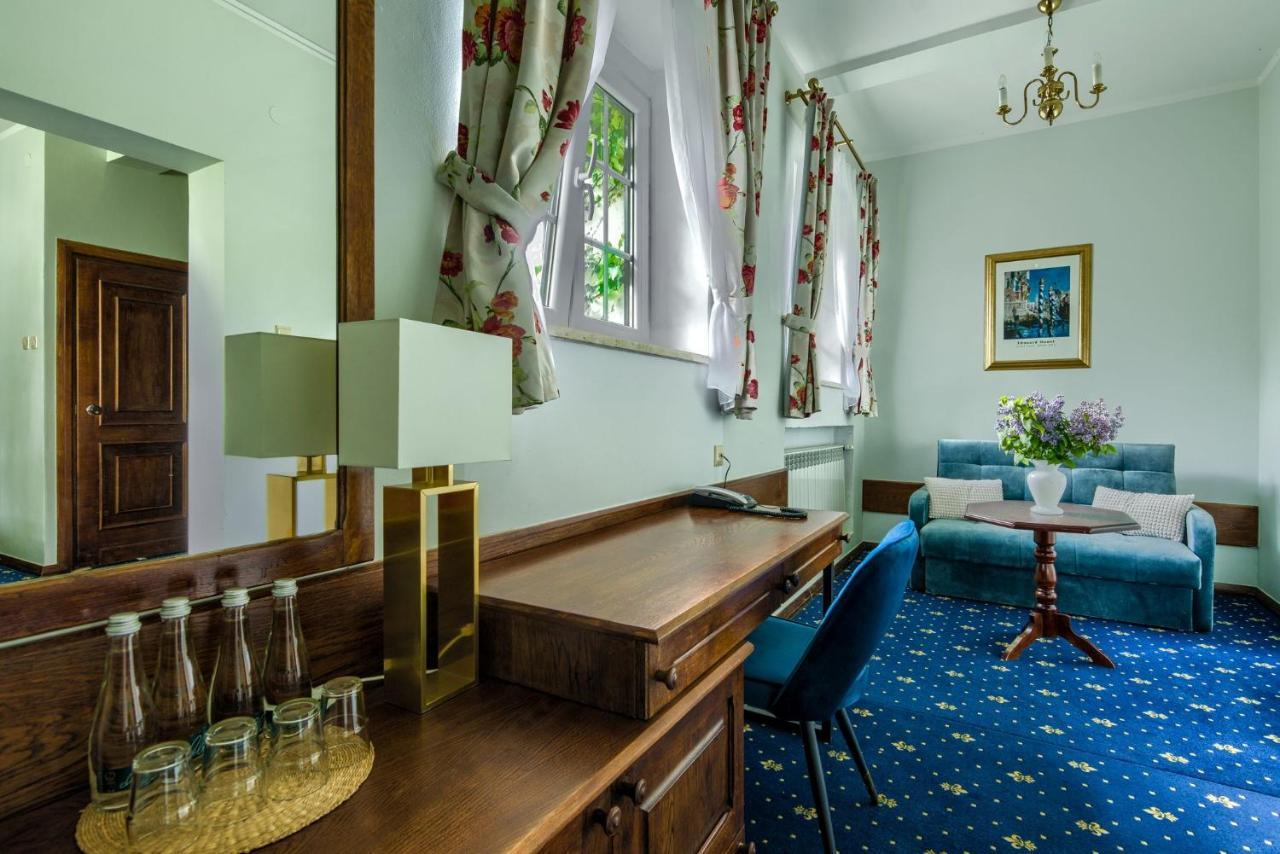 Kadyny Folwark Hotel & Spa Dış mekan fotoğraf