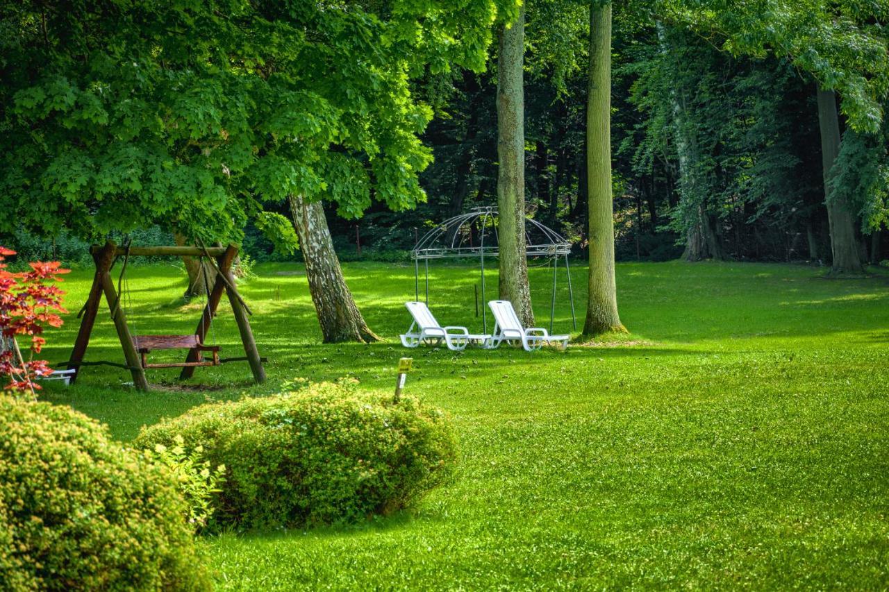Kadyny Folwark Hotel & Spa Dış mekan fotoğraf